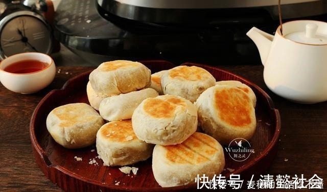 不用烤箱,一次开酥,教你在家做纯手工板栗酥饼,太香了