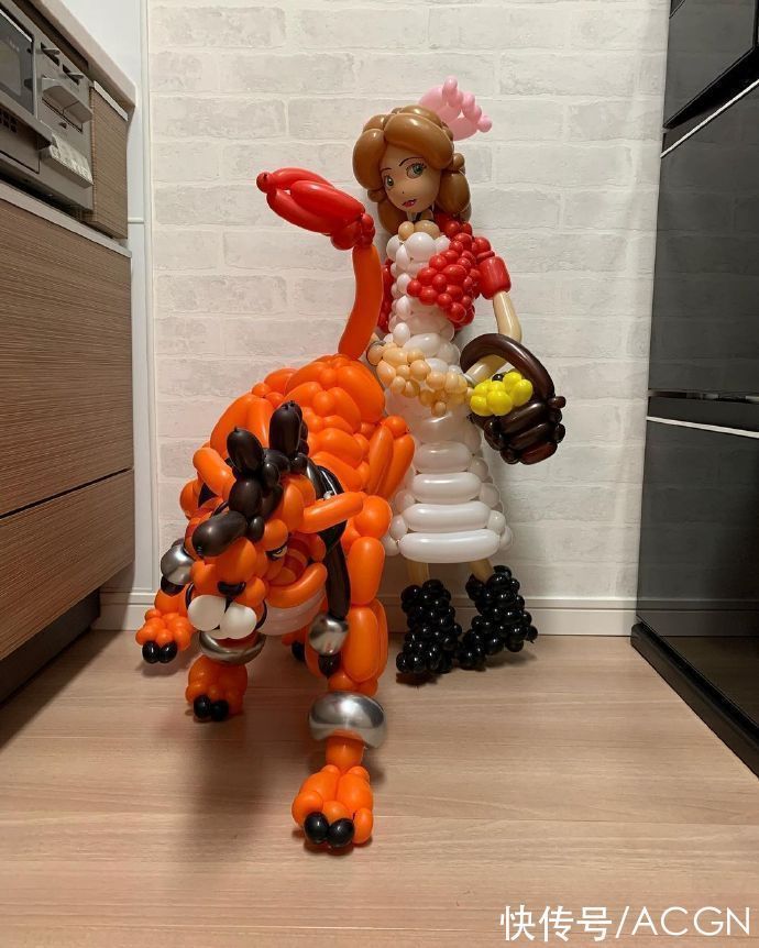 动漫角色|这位大佬太会玩气球了,啥动漫角色都能捏出来,JOJO鬼灭都有