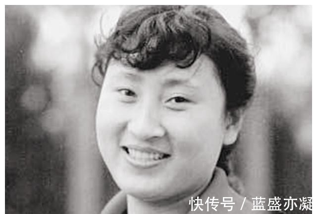 中国女排|前女排队长退役后隐居国外,远离排球,今生活美满,住1200平!