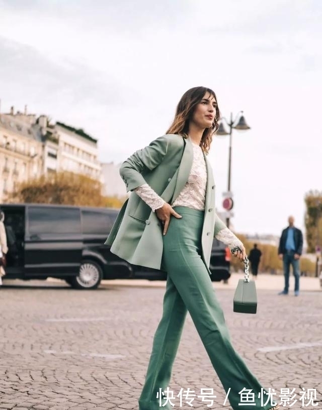 穿“绿”需谨慎,今年流行穿“薄荷绿”,时髦显白还提气质