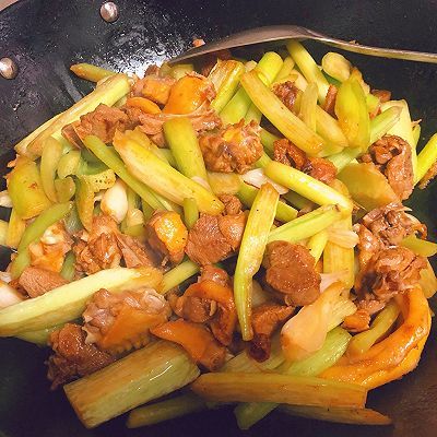 芋头苗|芋头苗炒鸭