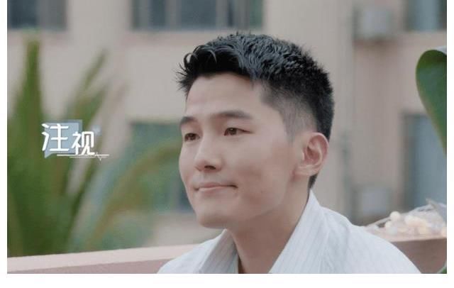 心动的信号|《心动的信号4》邓凯慰:成年人对待爱情的最好方式,是这四个字