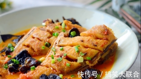 腥味|扒皮鱼这样做最好吃，跟着大厨学习准没错，鲜香肉嫩