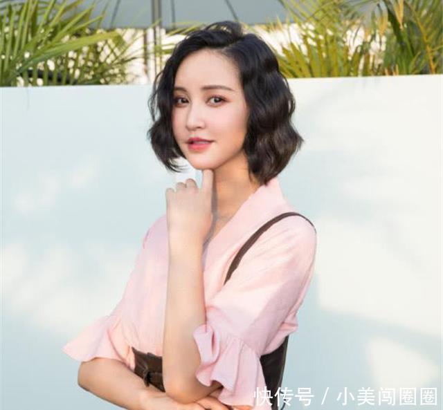 烫发|女人可以试试这几款“发型”，减龄又显气质，优雅大气更加有气场