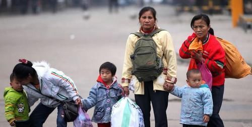 过后|国内首例全部存活五胞胎,18年过后家庭现状如何令人一言难尽