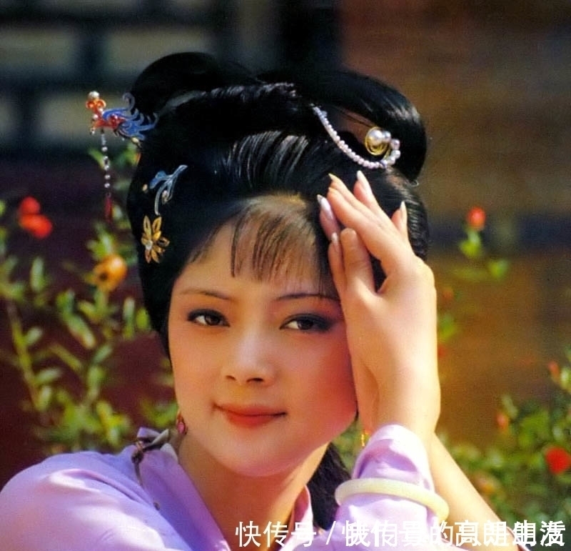 薛宝钗#她是《红楼梦》剧中女二号,却因婚姻误了终身