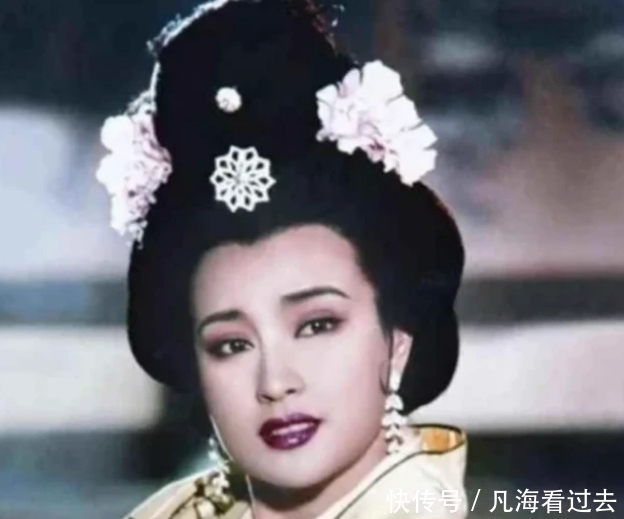 武则天墓前的61个无头石人,自古无人能懂,两个老农破解了真相