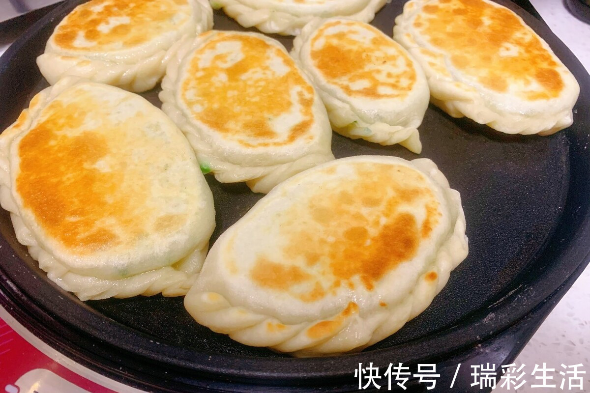 花椒油|调韭菜馅，直接拌馅是错的，多做1步，韭菜翠绿又鲜香，不会出水
