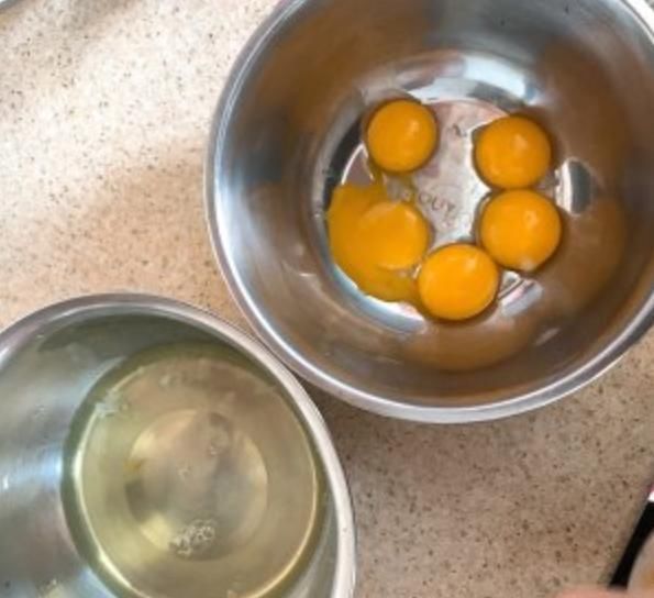 制造|甜心糕点,用爱制造,电饭煲里的也能出好吃的松软蛋糕