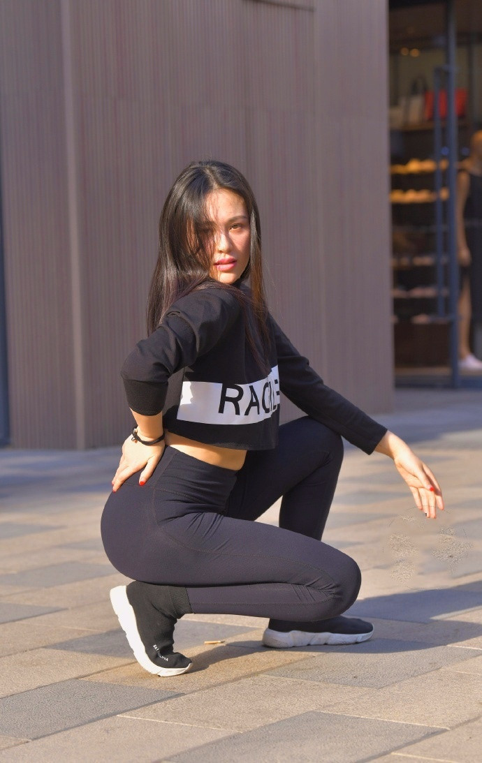 女神 亭亭玉立的妙龄女神, 外型迷人, 看得让人眼睛好累啊