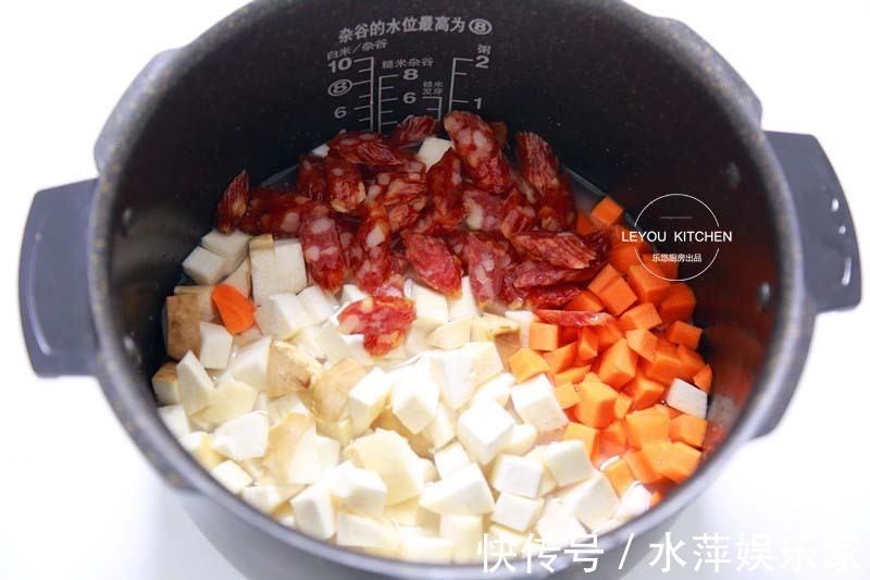 一顿饭|几步做好一顿饭,不用开火,饭菜一锅出,米饭特别入味,夏天最爱