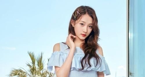 卷发尾 发量多的女生,尽量别留这几种发型,显老还没气质!