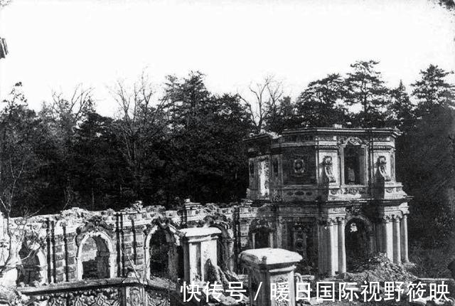 兽首|140年前的圆明园老照片：那时主体还在，图1是海晏堂十二生肖兽首