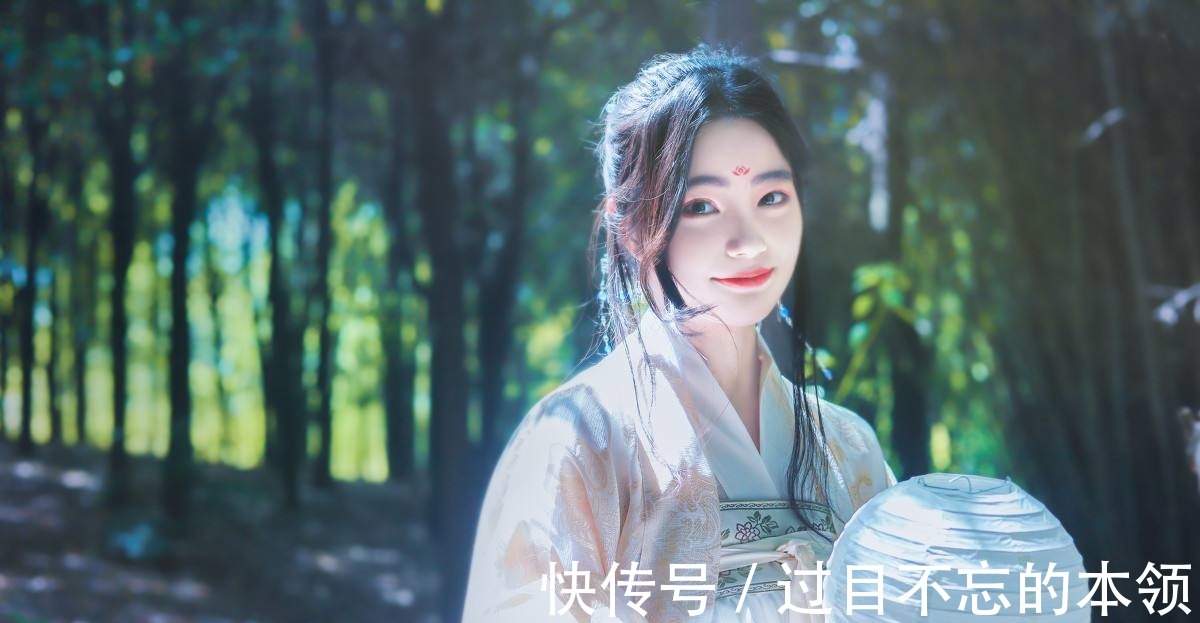 校长$大学生提议将汉服当校服,校长甩出三个问题,让他立刻哑口无言!