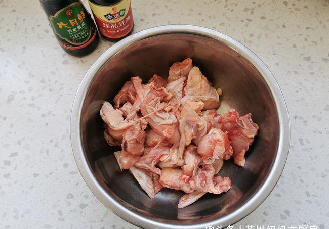 适合冬天吃的无油脆皮炸鸡,简单3步,外酥里嫩,香到舔手指