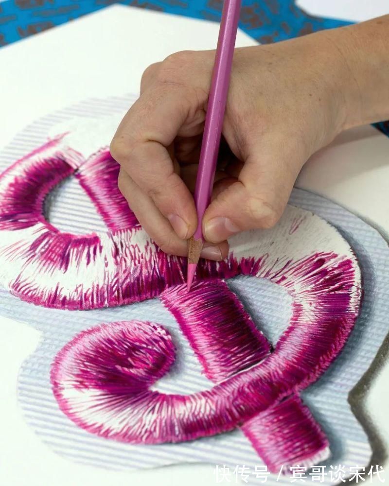 绘制|她用铅笔作画,骗过所有人的眼睛,这真的不是相机拍出来的?