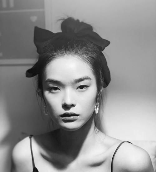 20岁的女生如果有这几个特征，看起来会很显老，就算占一个也会