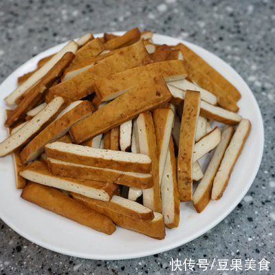 停不下|最让孩子停不下筷子的竟然是青椒炒香干