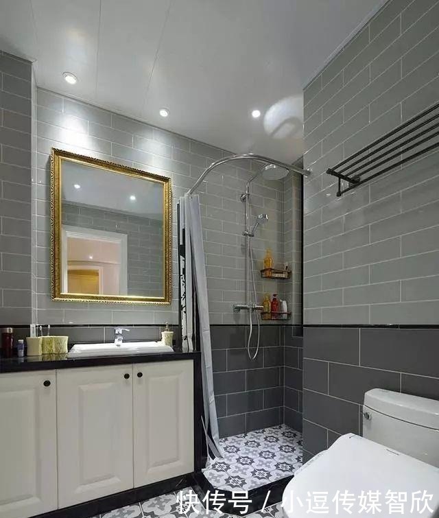 收纳|朋友的房子装修真漂亮,一个多功能玄关鞋柜,收纳强又美观!