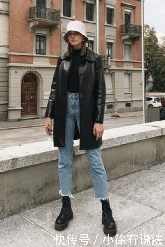 搭配|别再穿“打底裤”了,现在流行“裤子+靴子”!保暖又显瘦!