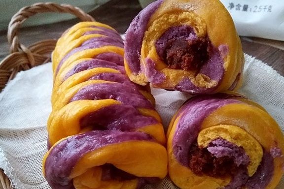 蒸包子|入秋蒸包子，别只会老一套，试试这做法，造型有趣还很暄软，好吃