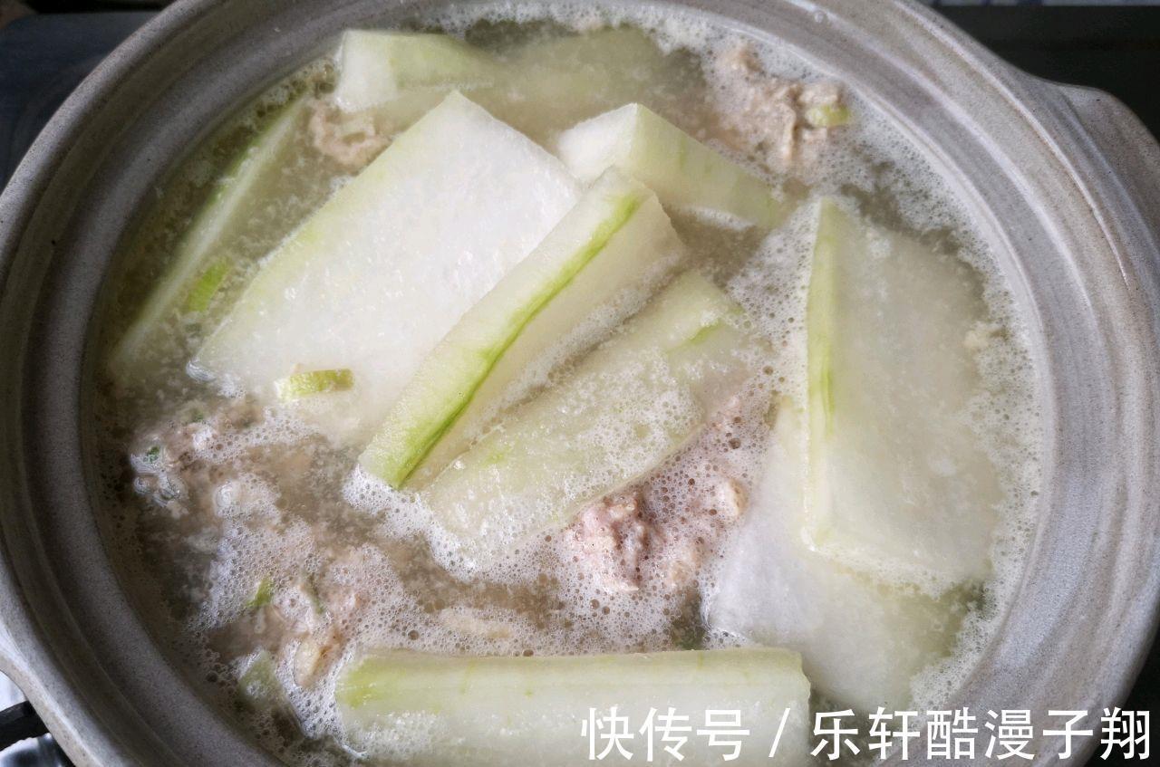 营养健康|清淡可口，营养健康的冬瓜丸子汤，真的不来一碗吗