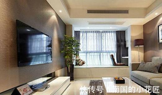 家装|客厅阳台改造成榻榻米,看了朋友家的新房装修,后悔我家装早了