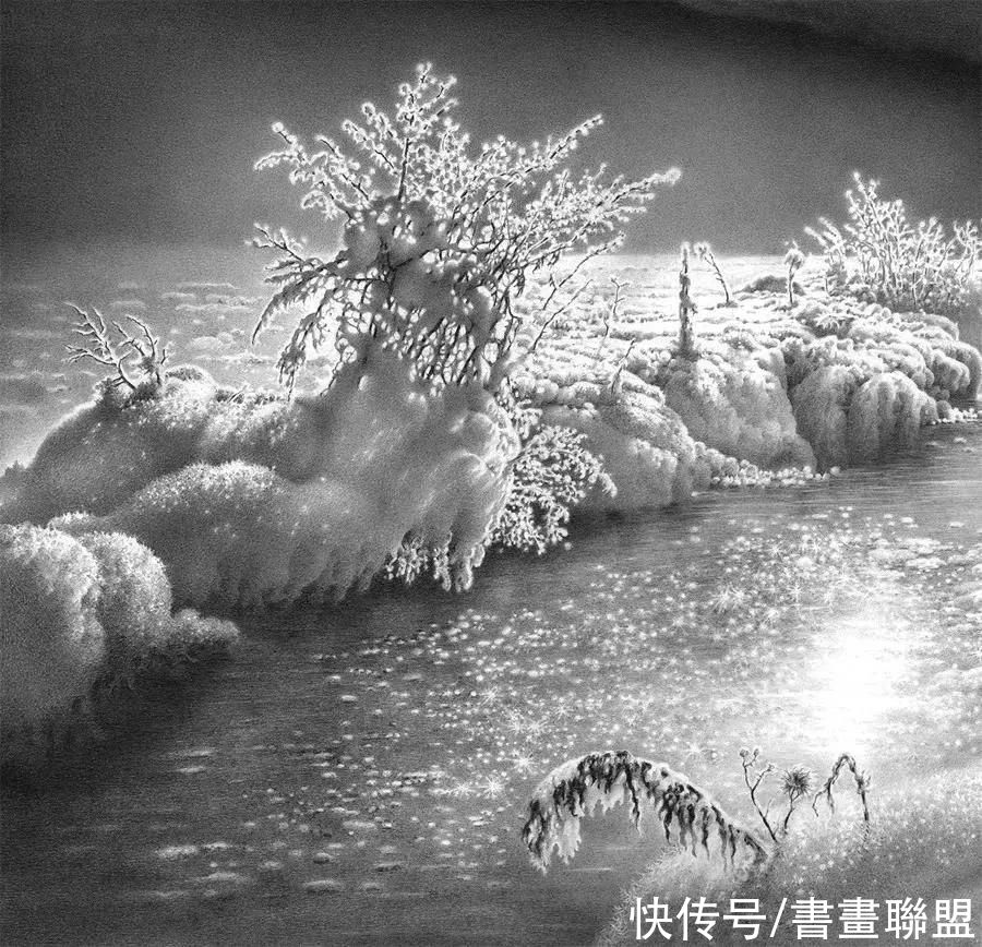 一支铅笔将雪画活的格鲁吉亚“雪魔”