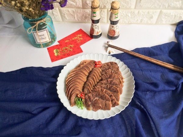  过年饭桌上的硬菜，新的一年，我们一起“牛气冲天”