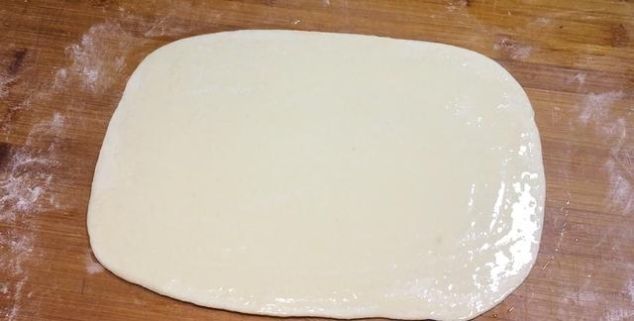 朋友圈这个面食火了，有面粉就能做，不用发面，各个暄软，零失败