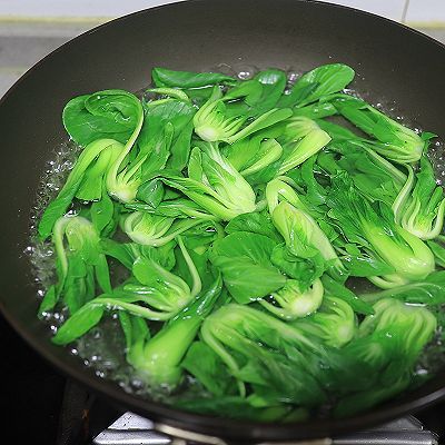 meggy|白灼干贝油菜