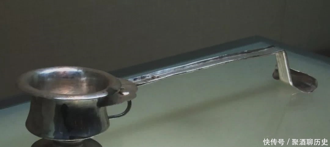 折沿炉|杜文:从宋金图像鉴识豆形炉功用