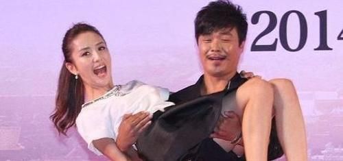 娛樂圈尷尬名場面,忍了陳思誠的公主抱,忍不了郭敬明的“手”