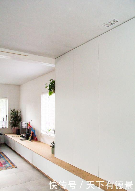 电视柜|电视柜越长越好，靠墙打到窗户边，上面坐人下面收纳，1㎡不浪费