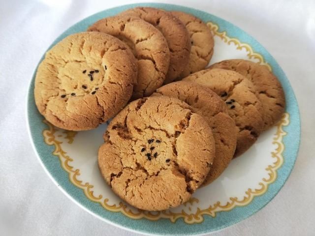 用玉米面做出来的酥饼，没有哪个小孩会不喜欢