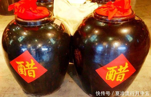 看清|买醋时要看清,品牌不重要,只要是有这串“符号”,都是勾兑醋