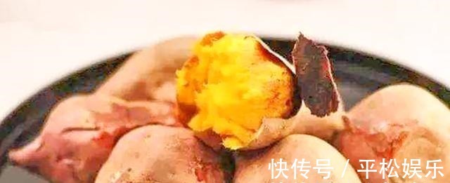 红薯别直接烤了,教你一个诀窍,好吃的不得了,吃一回念念不忘!