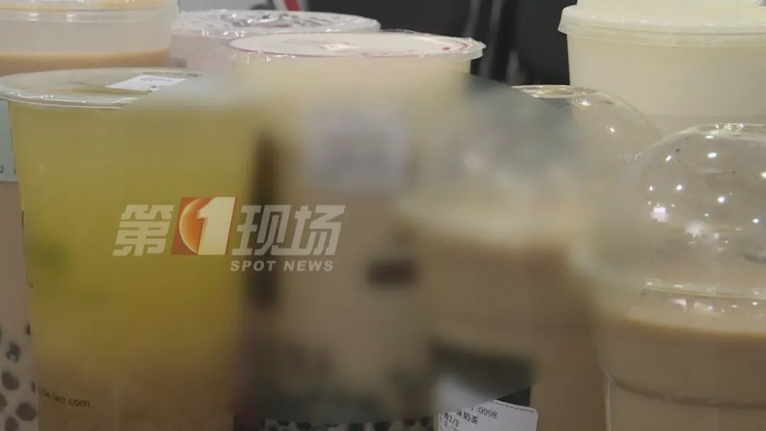 男子|奶茶“续命”？一男子喝进ICU