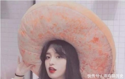 近视|脸上有“3个缺陷”的女生，长大后会“逆袭”，异性缘好到爆！