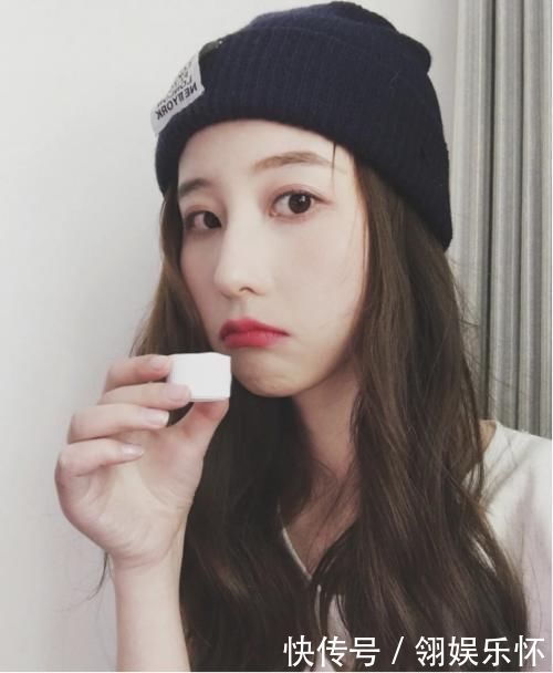 “长期化妆”和“长期素颜”的女生，皮肤差距，真是一目了然