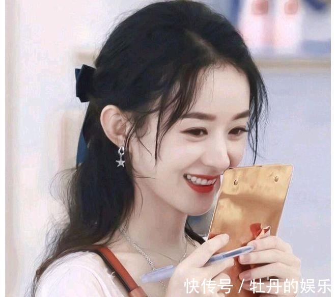 趙麗穎婚后首秀綜藝再度翻車,人設再次被吐槽,她到底經(jīng)歷了什么