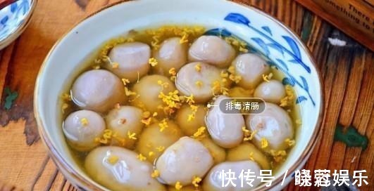 温肺化饮|在秋天女人更注重保养,多吃点带碱性的食物,这甜汤既排毒又养颜