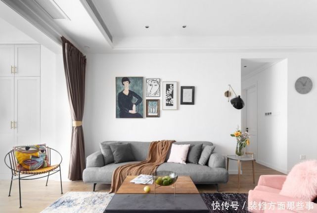 装饰画|120㎡北欧风三居室，客厅电视墙连接吧台，时尚又创意十足！