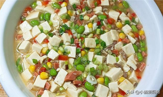 家常|家常美味的什锦豆腐这样做出来,营养开胃解馋,特适合老人孩子吃