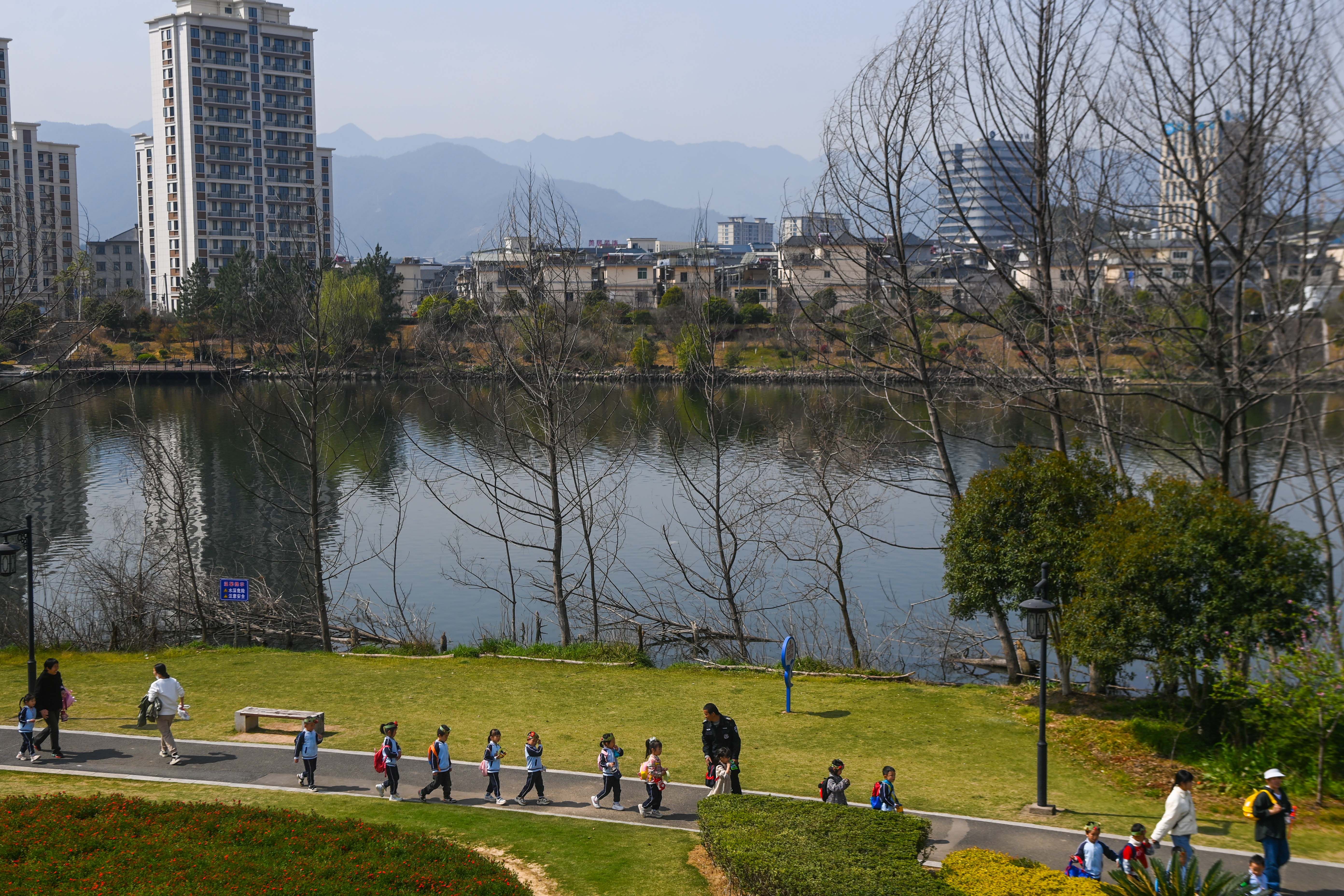 新华全媒+|又见江南好风景——浙江十万河长守护碧水清流