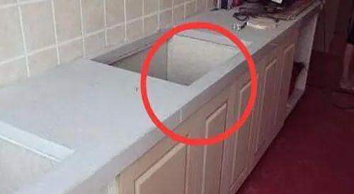台面|对砖工师傅真的是服气,又省钱又实用的橱柜装修方法