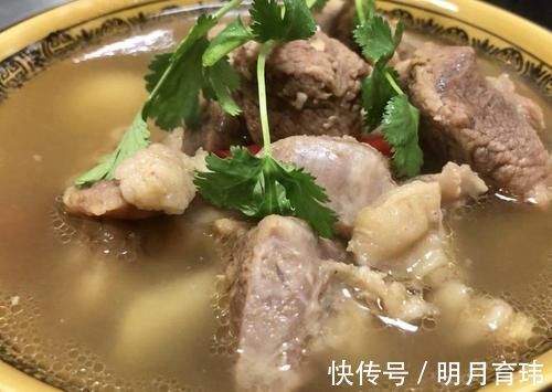 羊汤|炖羊肉时千万不要乱放，放了它又膻又腥还不鲜，一锅羊肉白炖了