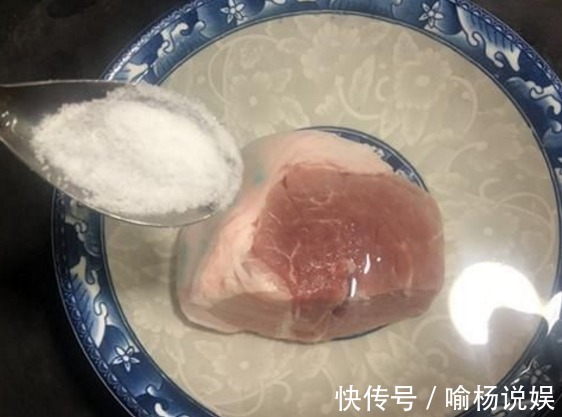技巧|解冻猪肉有技巧,教您4个妙招,十分钟快速解冻,吃着和鲜肉一样