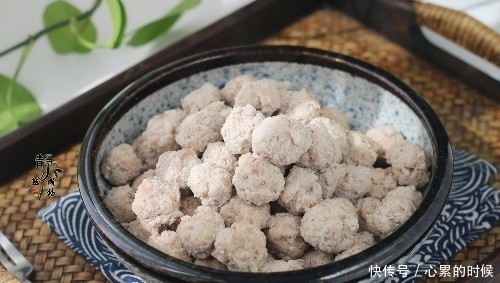 氽猪肉丸的正确做法,不腥不柴不用淀粉,香嫩弹滑,照做保好吃