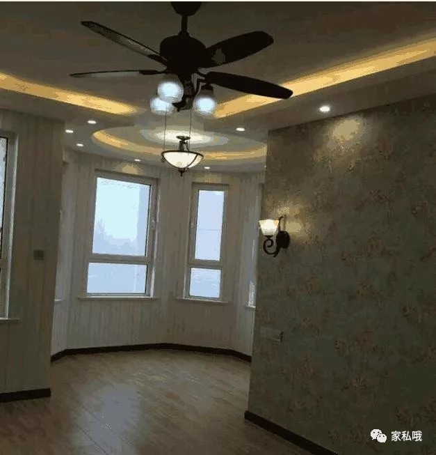 装修|表姐砸32万装修的美式新家,我一进门就被吓到了,这也太不吉利了